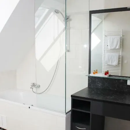Apartment-ideal-fuer-2-in-schwechat Apartmán *